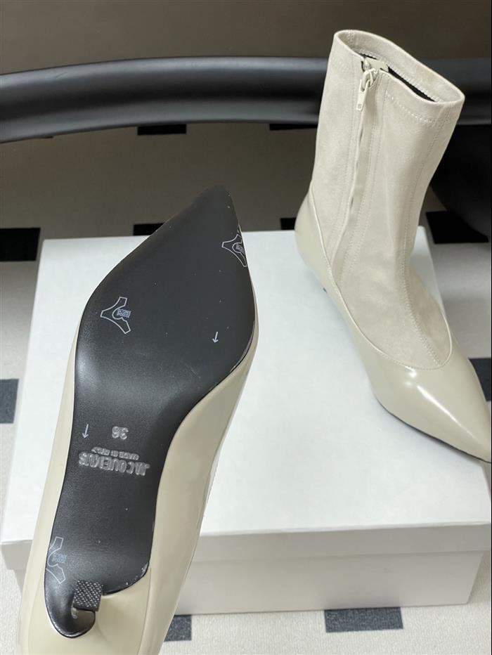 20251128172614290 370